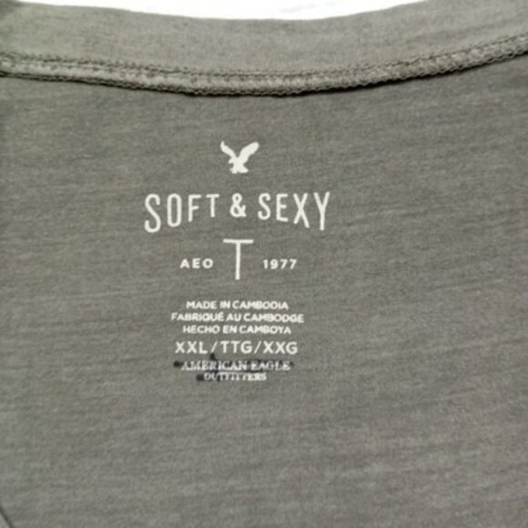 American Eagle Soft & Sexy Olive Green V-Neck Top XXL With Floral Embroidery - Picture 2 of 9